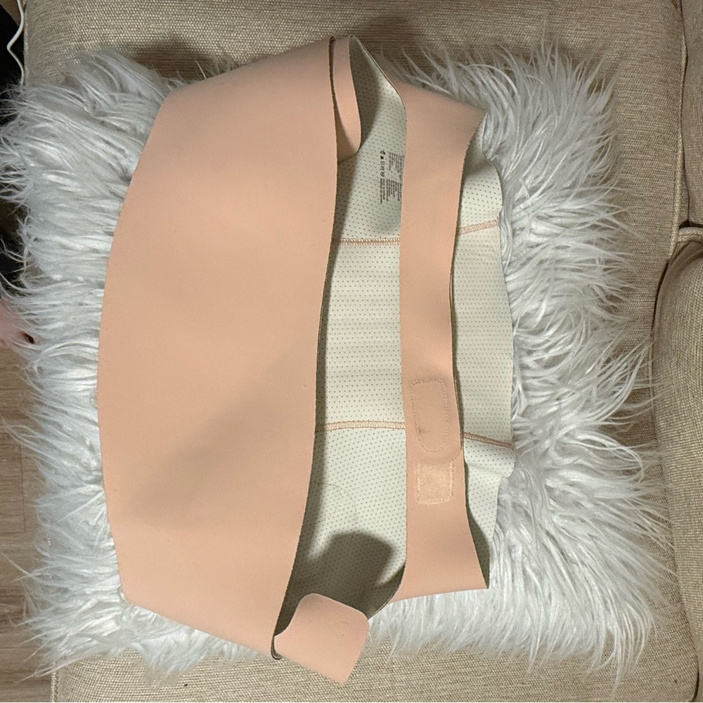 Women’s Peach Waist Trainer Belt